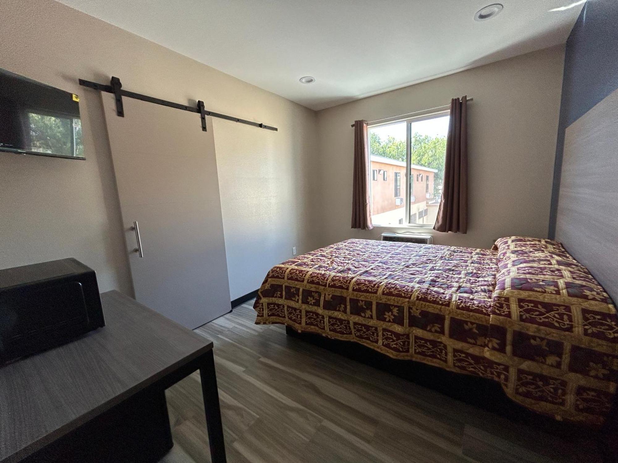 Star Inn Hotel Maywood Εξωτερικό φωτογραφία